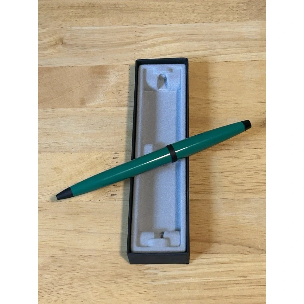 CROSS SOLO Ballpoint Pen Green‎ Color Circa 1990's Retired New In Box